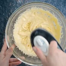 galbenusuri batute spuma pentru reteta de pasca fara aluat