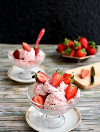 Înghețată de casă cu căpșuni