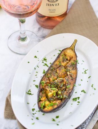 Vinete cu usturoi la cuptor