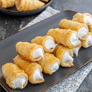 Rulouri cu bezea. Bune de lingi pe degete! | Bucate Aromate