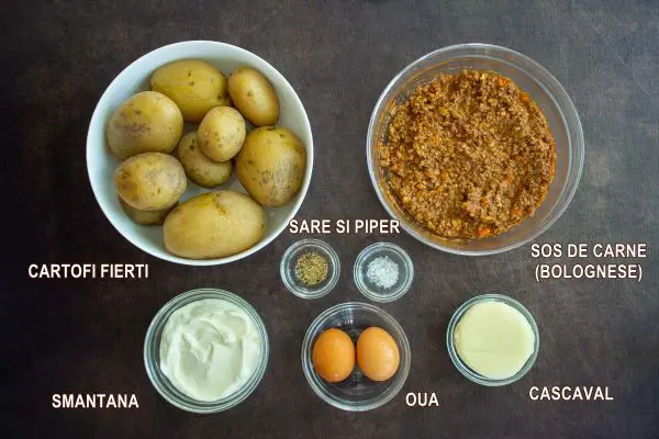 Ingrediente pentru musaca de cartofi
