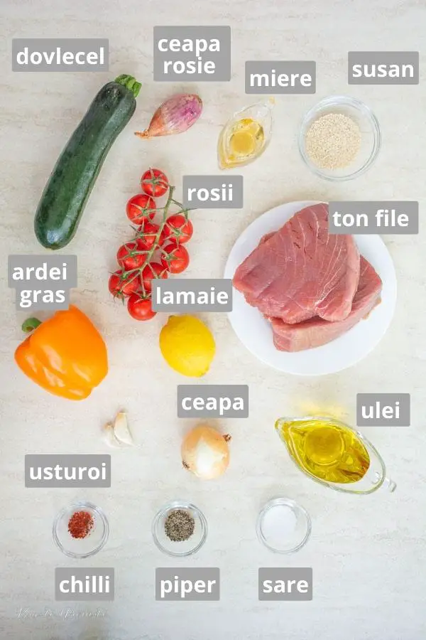Ingrediente reteta frigarui de ton la tigaie file de ton, legume, ulei, condimente