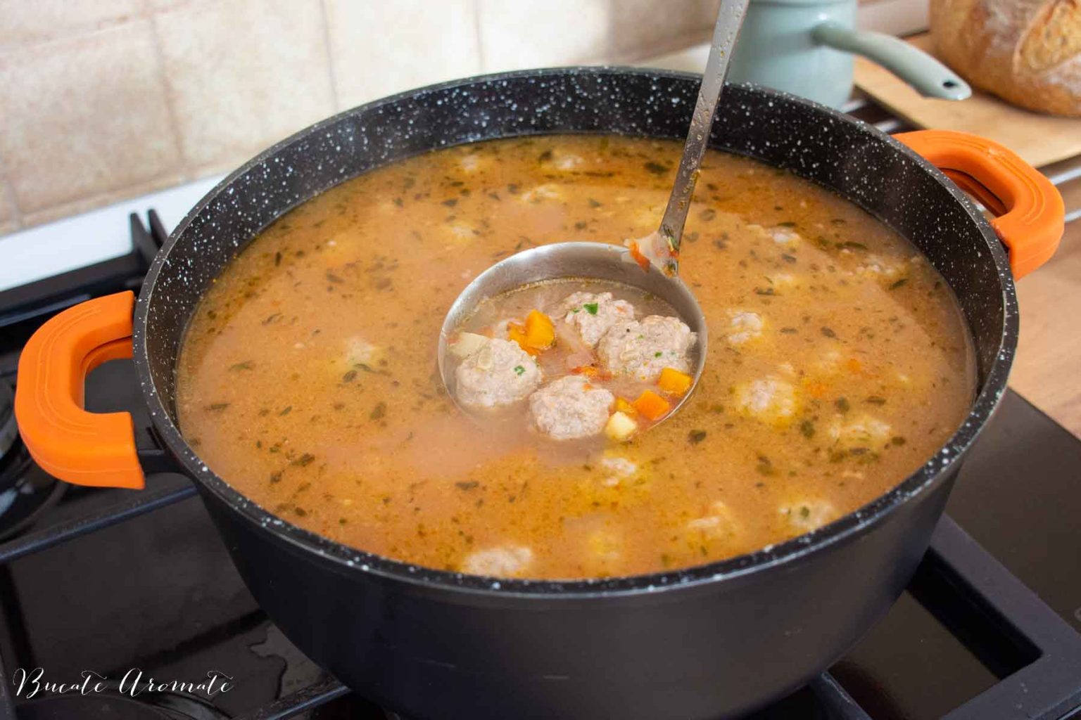 Ciorbă de perişoare din carne amestec - rețeta tradițională | Bucate ...