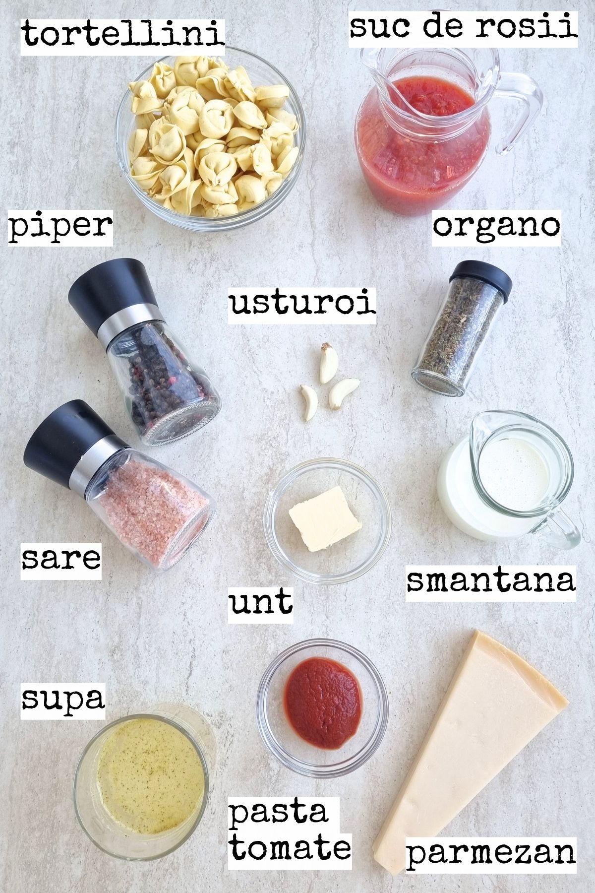 ingrediente reteta tortellini cu sos de rosii