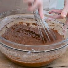 preparare aluat cu cacao