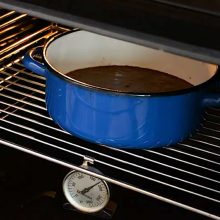 blat de tort in cuptor