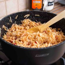 mere rase în cratiță pentru prepararea gemului