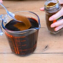 cafea solubila in siropul de zahar ars