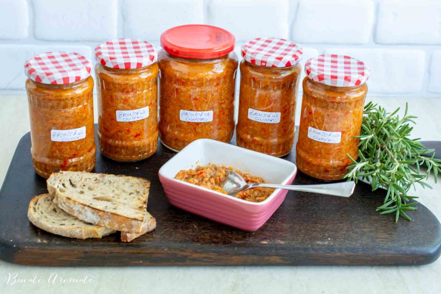 Zacuscă de ciuperci pentru iarnă - Rețetă tradițională cu Champignon și