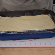 Tava cu prajitura Greta Garbo la dospit